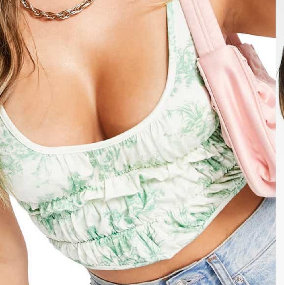 ASOS DESIGN Scoop Neck Crop Top